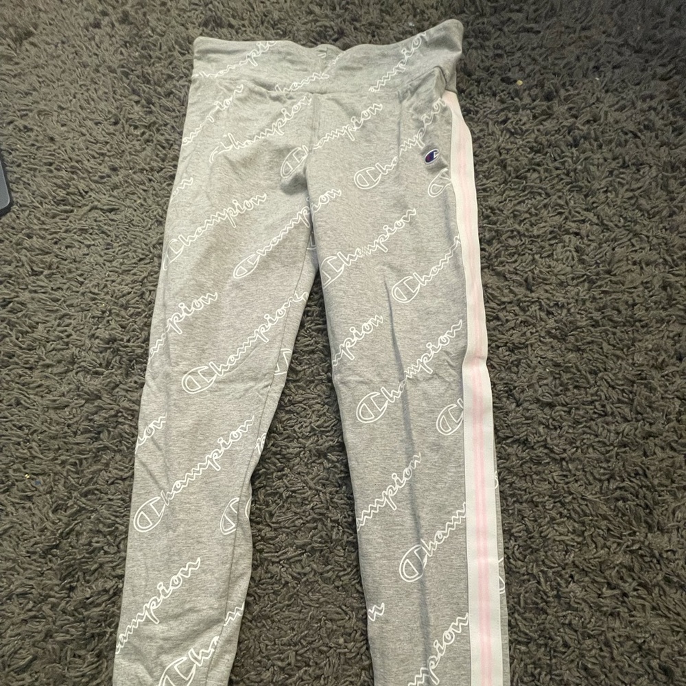 Champion. Mid Rise. Girls Leggings.
